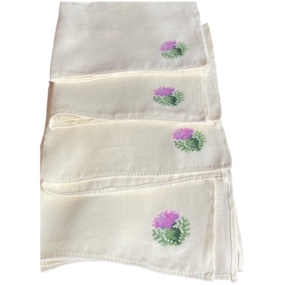 Vintage linen hand embroidered Scottish thistles linens. Set of 4